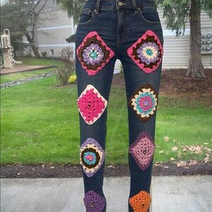 Women’s/Girl’s UPCYCLED HAND CRAFTED LUCKY BRAND LOS ANGELES Sz 6/28